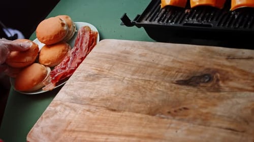 Burger Preparation and Food Ingredients