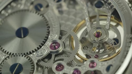 Inside The Watch 04