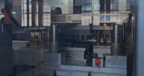 Nahaufnahme der Metallbearbeitungspresse