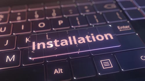 Clavier d'ordinateur futuriste et clé d'installation transparente