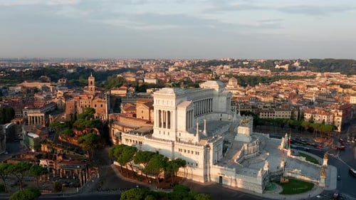 Vista aérea de Vittoriano, famoso marco em Roma, Itália
