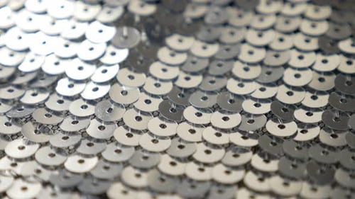 Sequins, fond de mode étincelant, vidéo UHD 4K haute définition - Motif de paillettes scintillantes en 384