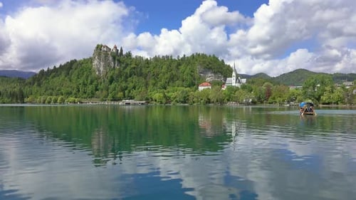 Paysage du lac de Bled (Blejsko Jezero) en Slovénie