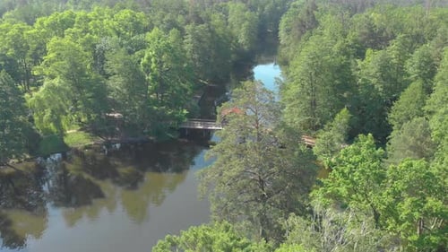 Vieux pont en bois