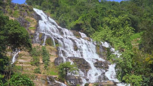 Nam-Tok Mae Ya Wasserfall