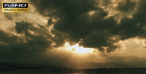 Dramatic Sunset Clouds Over the Ocean