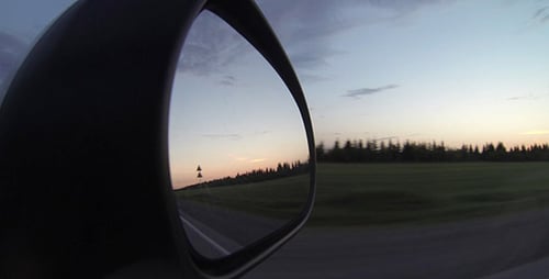 Reflejo en espejo de coche