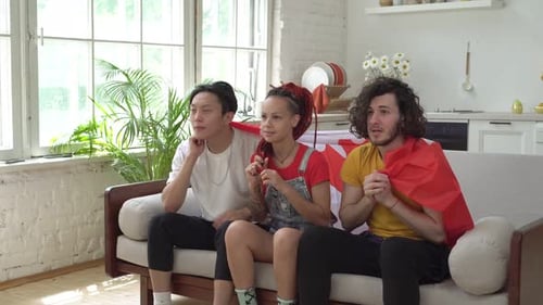 Canadian Fans Watch TV at Home