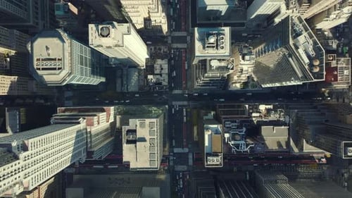 Aéreo Birds Eye Overhead Top Down Vista das Ruas Cruzando Avenida