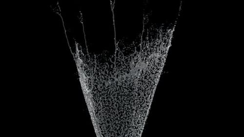 Dynamic Liquid Splash Reveal on Alpha Channel