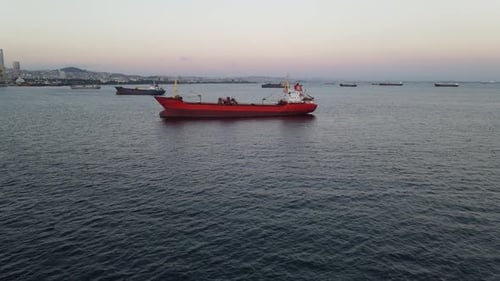 Schiff Sunset