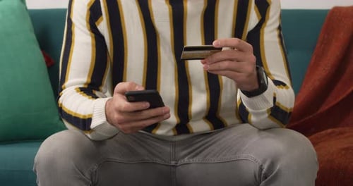 Online Shopping Payment with Smartphone and Credit Card