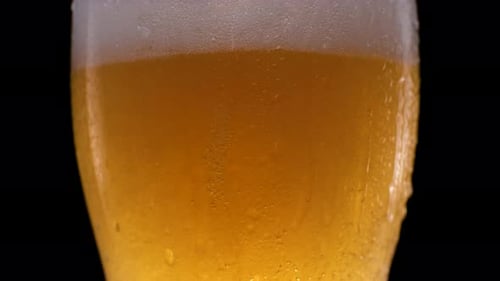 Beer Pouring and Splashing in Slow Motion