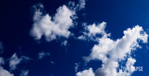 Nubes en el cielo azul