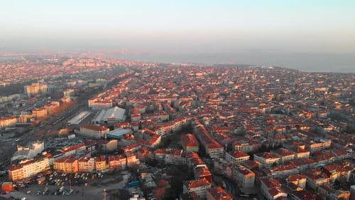 4K Luftaufnahme der Stadt Istanbul während des Sonnenuntergangs Farben 2