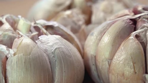 Garlic Bulb Spinning in Slow Motion