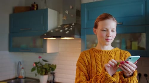 Woman Enjoys Fresh Foods and Looks at Camera and Shows Green Screen on Phone Fast Food Delivery