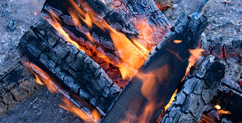 Feu de camping