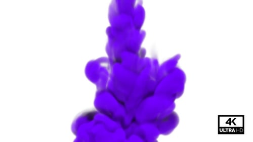 Fumée violette tombant et se propageant