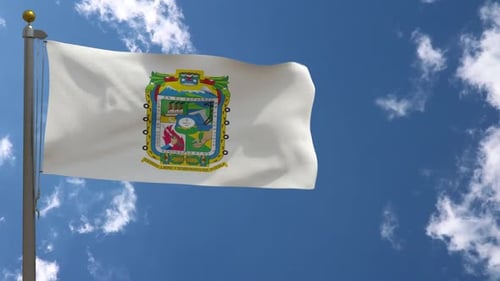 Bandera de Puebla (México) en asta de bandera
