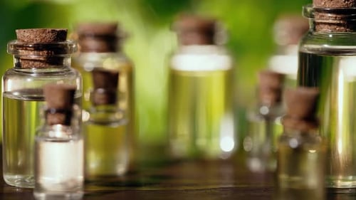 Óleo cosmético em garrafas