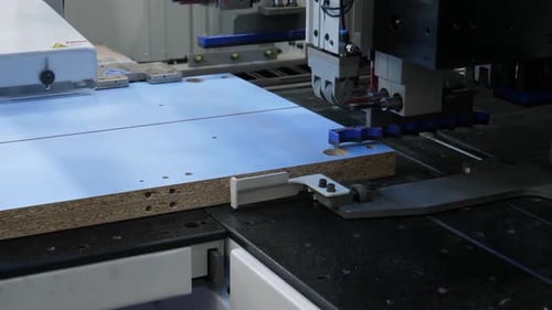 Automatisierte Werkzeugmaschine