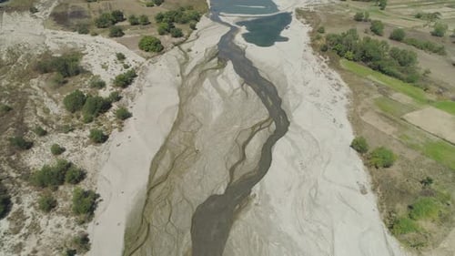 Trockenes Flussbett. Philippinen, Luzon