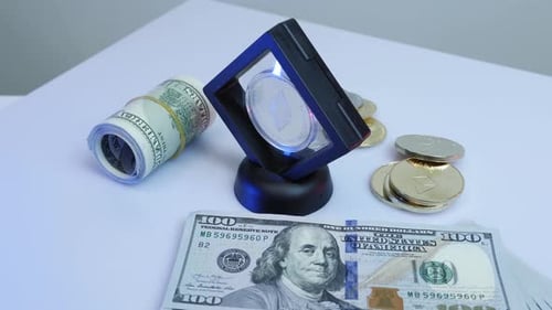 Bitcoin und Dollar
