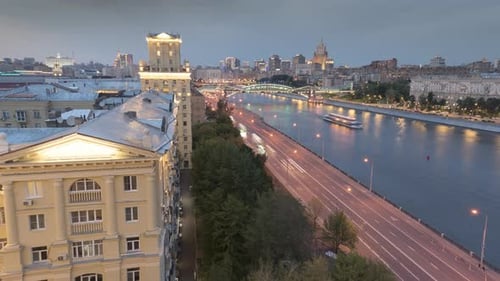 transition from day to night with a view of the center of Moscow