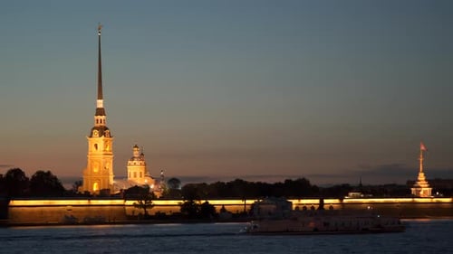 Peter-und-Paul-Festung bei Nacht St. Petersburg
