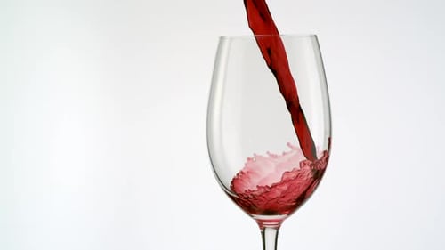 Pouring wine, Slow Motion