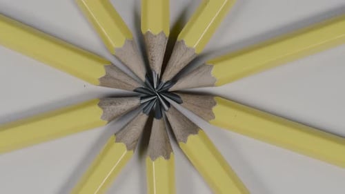 Pencils Circle
