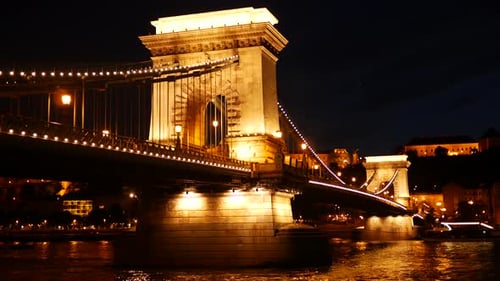 The Széchenyi Chain Bridge at night