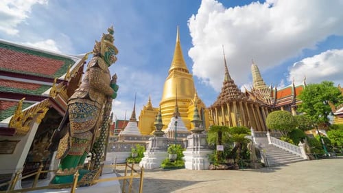 Time lapse of Golden pagoda at Temple of the Emerald Buddha or Wat Phra Kaew and Grand palace