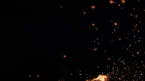 Wunderschöne abstrakte Kulisse aus Funken und Feuer