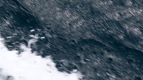 Water Waves Crashing