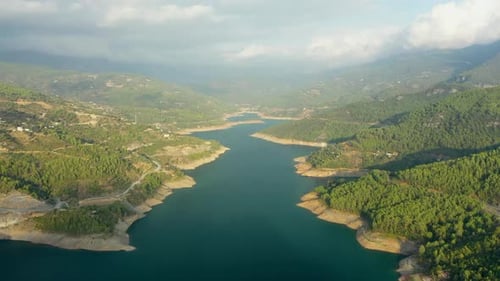 Rivière dans les montagnes d'Alanya, Turquie