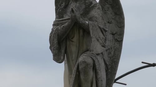 Praying Angel Statue