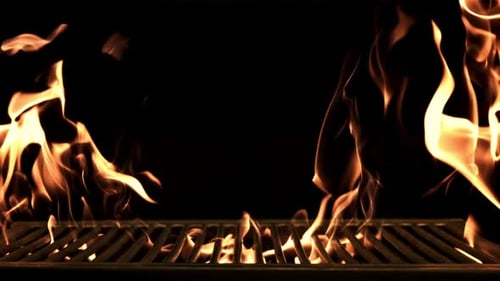 Grill mit Flammen