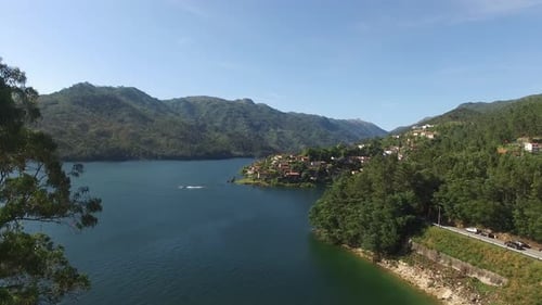 Berg Fluss Landschaft Urlaub Reiseziel Landschaft