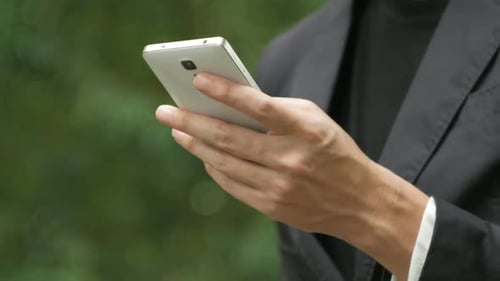 Using Smartphone