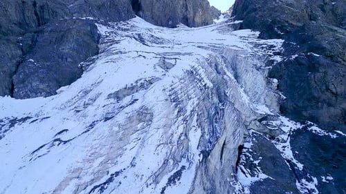 glacier frozen snow.