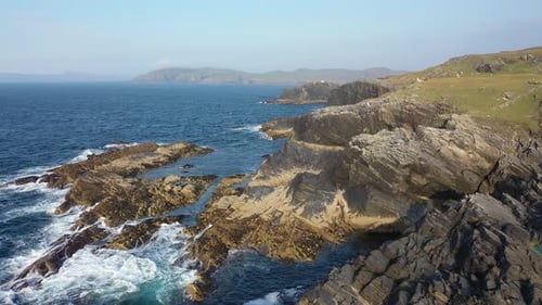 Luftaufnahme der Küste bei Dawros in der Grafschaft Donegal - Irland