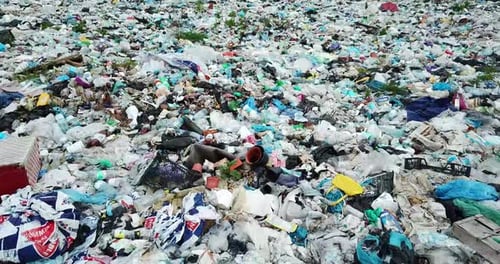 Umweltproblem durch Plastikverschmutzung