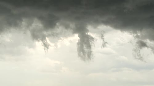 Hintergrund der dunklen Wolken