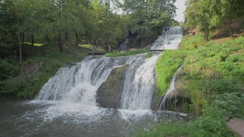 Cascade qui coule