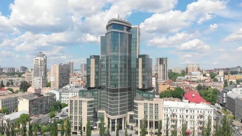 Modern Glass Building in a Vibrant Cityscape