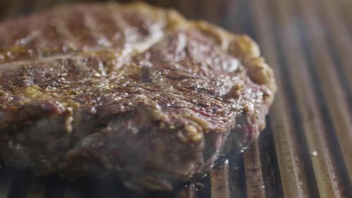 Grilling Beefsteak