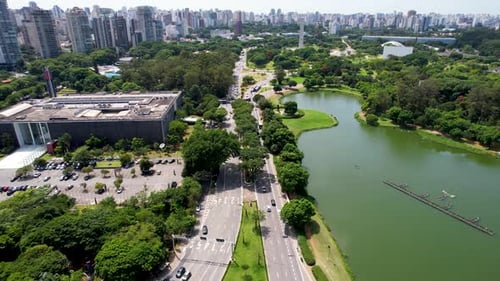 Paisagem urbana de São Paulo, Brasil. Paisagem deslumbrante do parque do Ibirapuera.