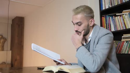 Sorgfältige Dokumentenprüfung